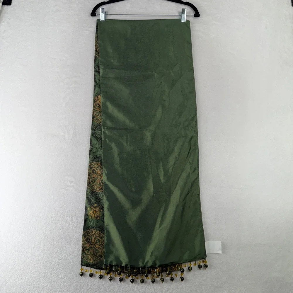 Pier 1 14x74 Table Runner Holiday Medallion Circle Print Beaded Trim Green Gold